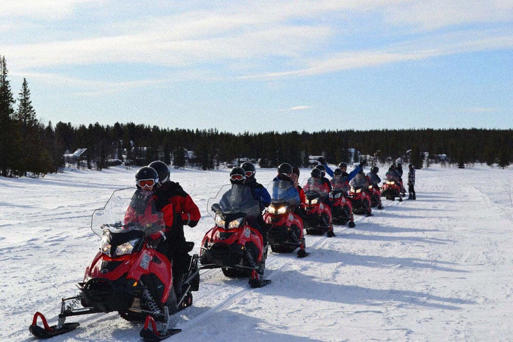 Snowmobile Tour  4